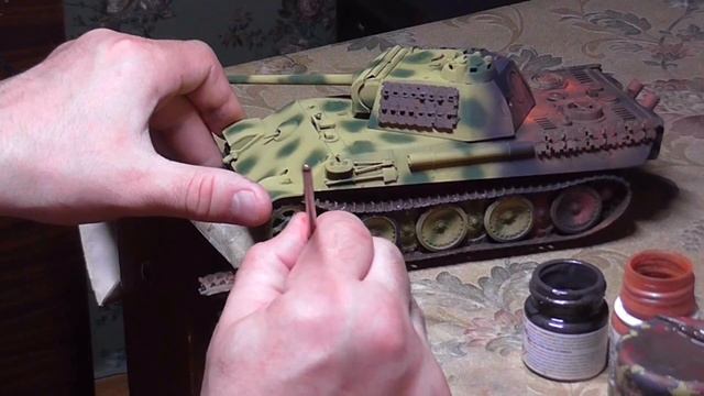 ДЯДЯ ОБЕРСТ ПРОДОЛЖАЕТ УШАТЫВАТЬ ПАНТЕРУ!! смотреть онлайн