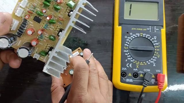 सर्किट में सभी Components की पहचान और Testing करना सीखें | how to check electronic components смотреть онлайн