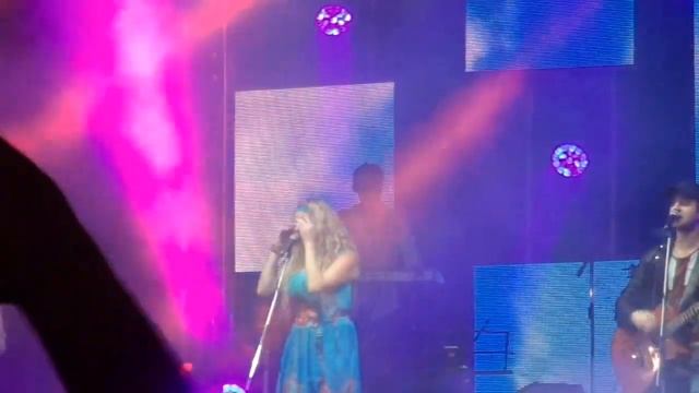 Часть вечернего концерта на день города в Уссурийске. 10.09.2016