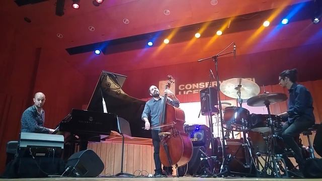 Shai Maestro Trio "From One Soul to Another" - Live in Barcelona смотреть онлайн