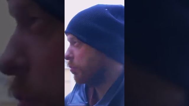 харизматичный бомж Алексей #вопросызабабосы #негодяйтв смотреть онлайн