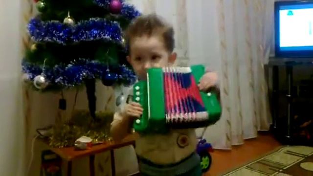 Я играю на гармошке смотреть онлайн
