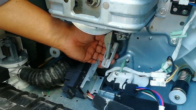 LAVADORA SAMSUNG no exprime te explico como solucionarlo смотреть онлайн