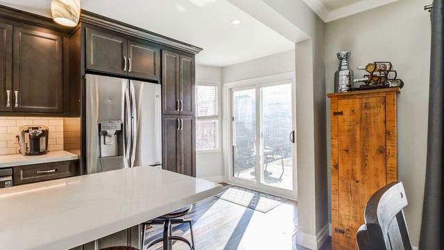 28 Ladyburn Dr, Georgina, ON смотреть онлайн