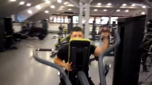 Качаем среднюю и переднюю дельту. смотреть онлайн