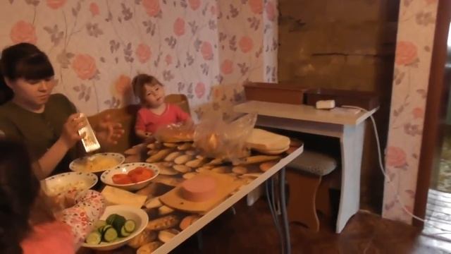 Как назвать пицца Челлендж?///Все с маникюром///25,03,2018, смотреть онлайн