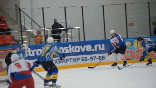 «Красный город» - «Экспресс» - 4:1 смотреть онлайн