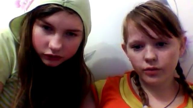 две девчонки сходят с ума 2 смотреть онлайн