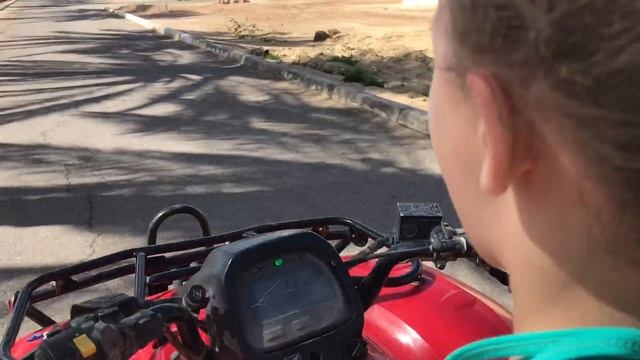Как научится кататься на квадроцикле, Египет, riding quad bike, Egypt 2018 смотреть онлайн