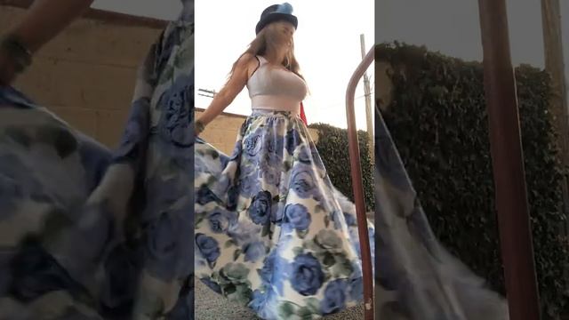 Windy blue Rose смотреть онлайн