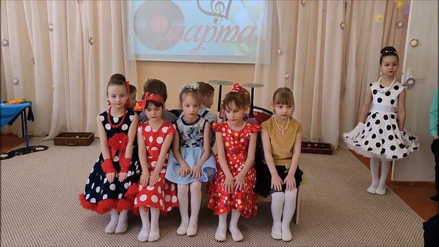 8 марта в подготовительной группе МКДОУ Бутурлиновский детский сад № 10 смотреть онлайн