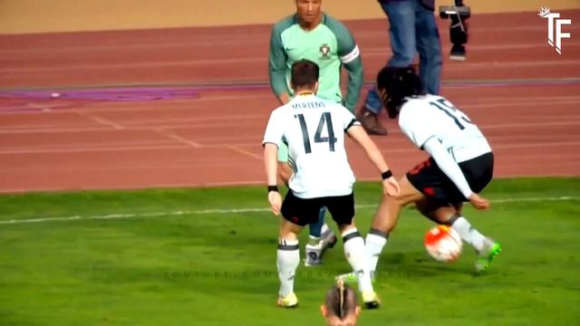 РОНАЛДУ - ФИНТЫ КОТОРЫЕ ПОТРЯСЛИ ВЕСЬ МИР #1 смотреть онлайн