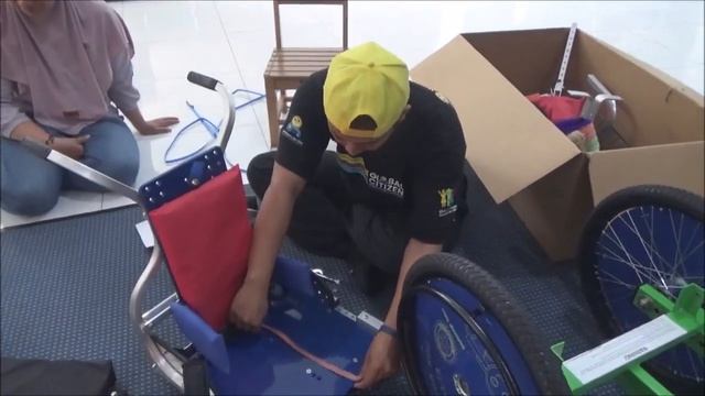 Global Village Foundation deliver Kids wheelchairs to Bhakti Asih Orphanage for disabled children смотреть онлайн