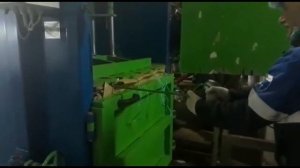 Гидравлический пресс для картона, макулатуры и плёнки