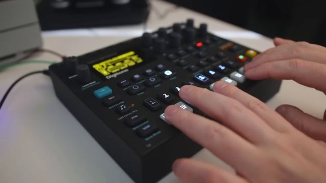 First Day with ELEKTRON DIGITONE... wow! смотреть онлайн