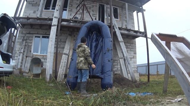 Лодка после рыбалки. Мойка на стройке смотреть онлайн
