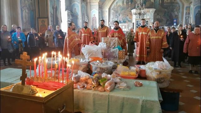 Важно ли жертвовать еду в храм? смотреть онлайн