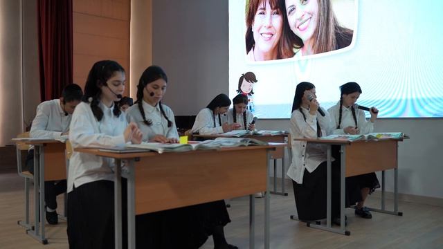 Урок английского языка в 8 м классе на тему "Фразовый глагол take" смотреть онлайн