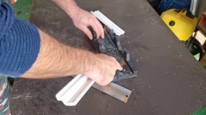 Плинтус наружный угол как отрезать