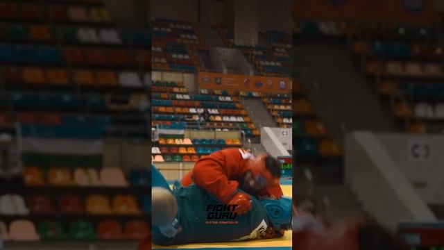 Крутейший тяжеловес в боевом самбо / ПашА Хархачаев в деле смотреть онлайн