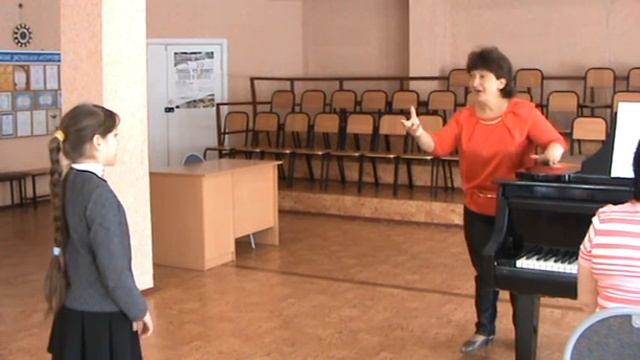 Урок по вокалу.Проводит з.р.к.Р.Ф.Костикова Р.С.г.Омск.2014 г. смотреть онлайн