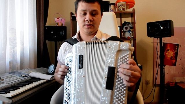Как играть "Эх , путь дорожка фронтовая " - На баяне! смотреть онлайн