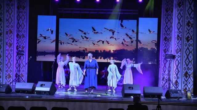 Кавер на песню Рэха жураўлінае -Полина Смолова смотреть онлайн