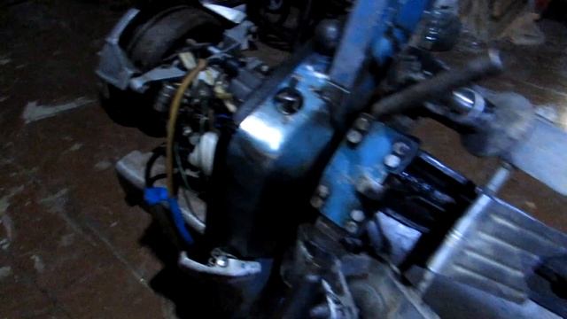 Лопнул корпус редуктора лодочного мотора Вихрь!!! Вода в редукторе! смотреть онлайн