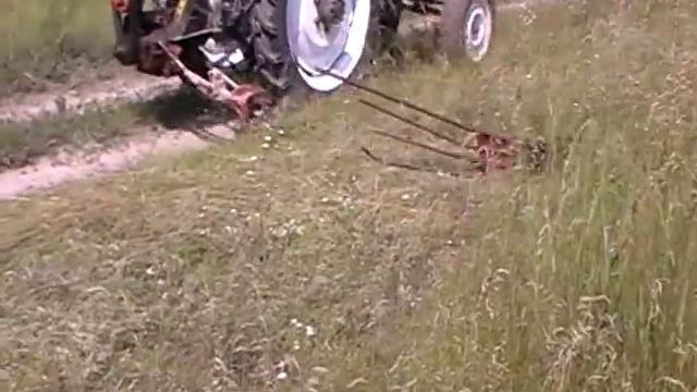 самодельный трактор сенокос. смотреть онлайн