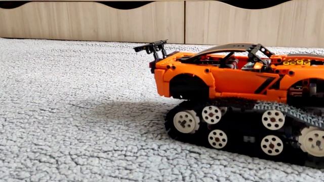 лего техник / ДУ корвет на гусеницах / обзор смотреть онлайн