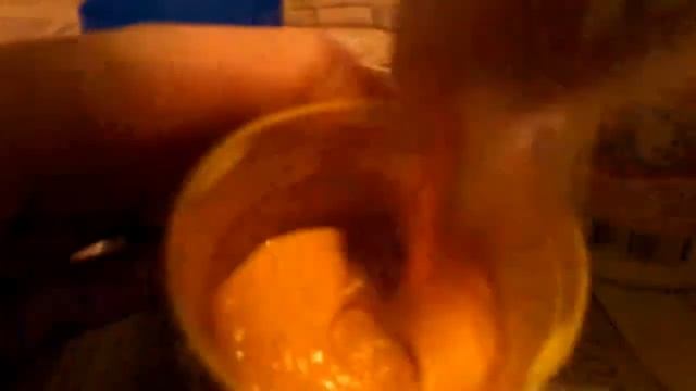 Как сделать лизуна из клея ПВА ??? смотреть онлайн