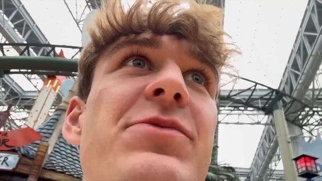 STRANDED IN THE MALL OF AMERICA? смотреть онлайн