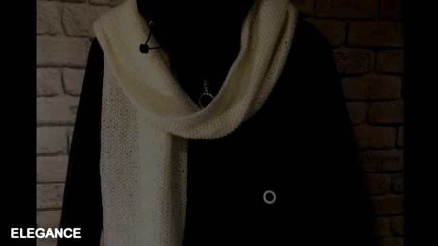 Вязаный спицами шарф с бахромой Ваниль // Knitted scarf with fringe Vanilla смотреть онлайн