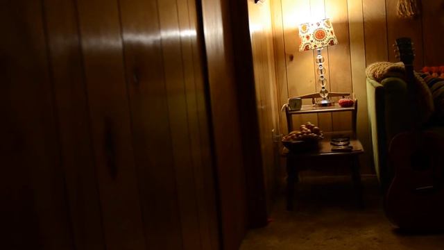 A Comparison: 200 Watt Lightbulbs -- Incandescent - LED - CFL