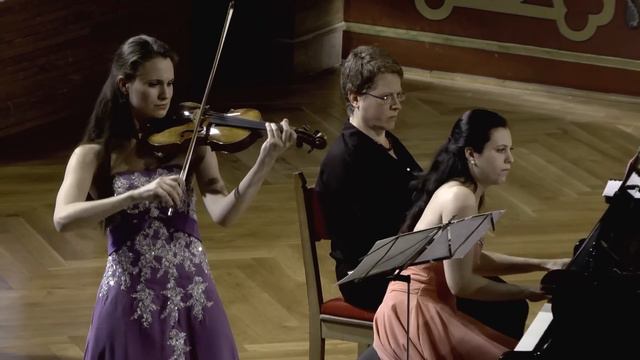 J. Brahms Violin Sonata Op. 78 - Lea & Esther Birringer смотреть онлайн