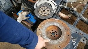 Ниссан Атлас (неудачная покупка сцепления)