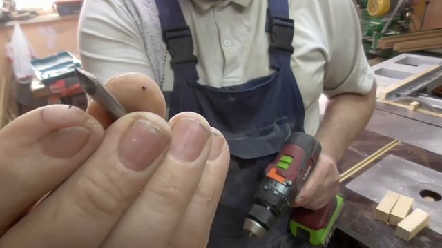 Это изделие, в любом его виде, должно быть во всех общественных местах, не говоря уже о жилищах. смотреть онлайн