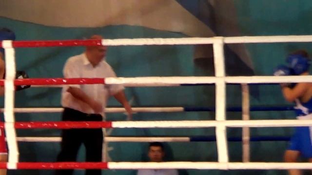 Ваня Ченцов бокс Ялта 14.11.2015 смотреть онлайн