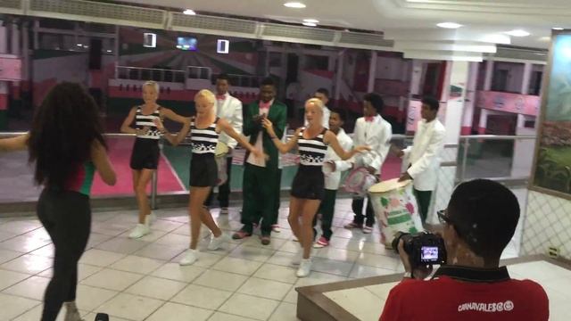 Luik triplets samba from Evelyn Bastos, Rio 2016 смотреть онлайн