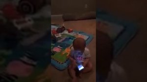 У ребёнка отобрали телефон