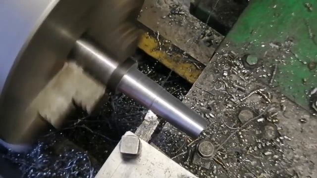 Мощный сверлильный станок своими руками. Часть-1 смотреть онлайн