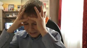 Смешное видео:Делаем уроки/Do the lessons