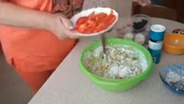 ПРОСТАЯ ПИЦЦА ИЗ КАБАЧКОВ НА СКОВОРОДЕ ! смотреть онлайн