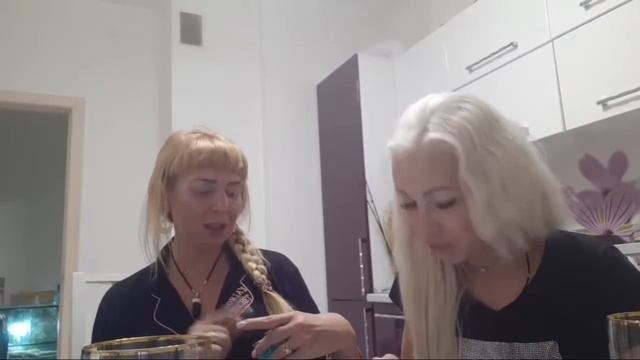 Едим Том Ям, И Мясо