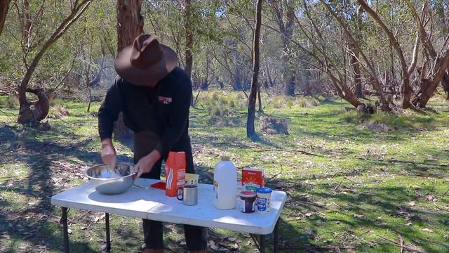 Solo Camp Cooking - [ Campfire Cooking In The Bush ] смотреть онлайн