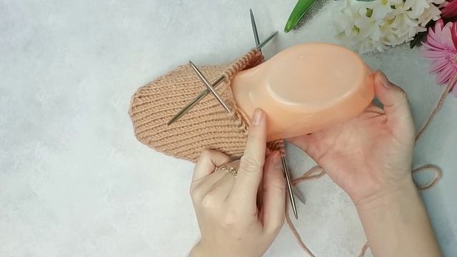 КАК СВЯЗАТЬ СЛЕДКИ БЕЗ ШВА ИЗ 6️⃣ПЕТЕЛЬ⁉️Универсальная модель следков подойдёт для всей семьи‼️ смотреть онлайн