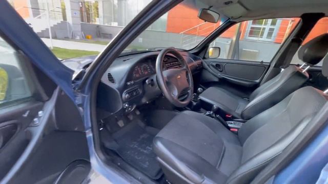 Chevrolet/Niva/2008 Внедорожник 5 дв. I /1.7 MT (80 л.с.) Видеообзор Казбека Чаплаева !