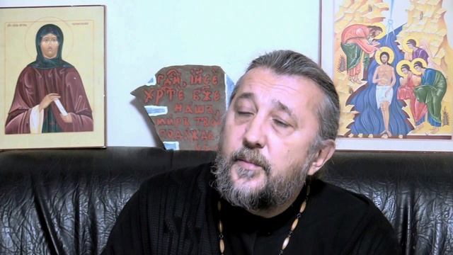 Почему не везде поминают Патриарха и как к этому относиться? Священник Игорь Сильченков. смотреть онлайн