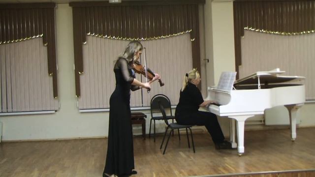 R.Schumann "Marchenbilder" op. 113 №1/Р.Шуман "Сказочные картинки" для альта и фортепиано №1 смотреть онлайн