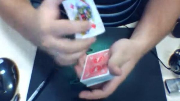Карточный фокус: Прыгающая карта\ Card trick: Jumping Card